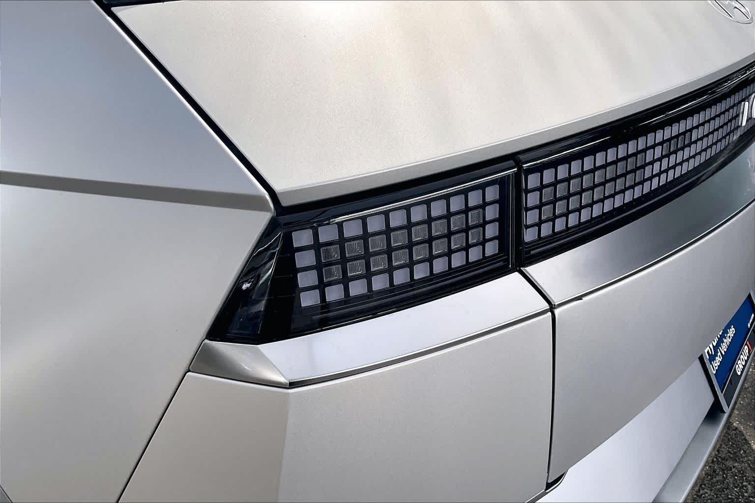 2026 Hyundai IONIQ 5 Limited - Photo 27