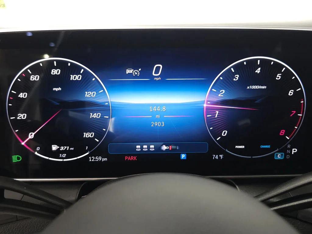 Certified Used 2026 Polar White Mercedes-Benz GLC 300 image 13