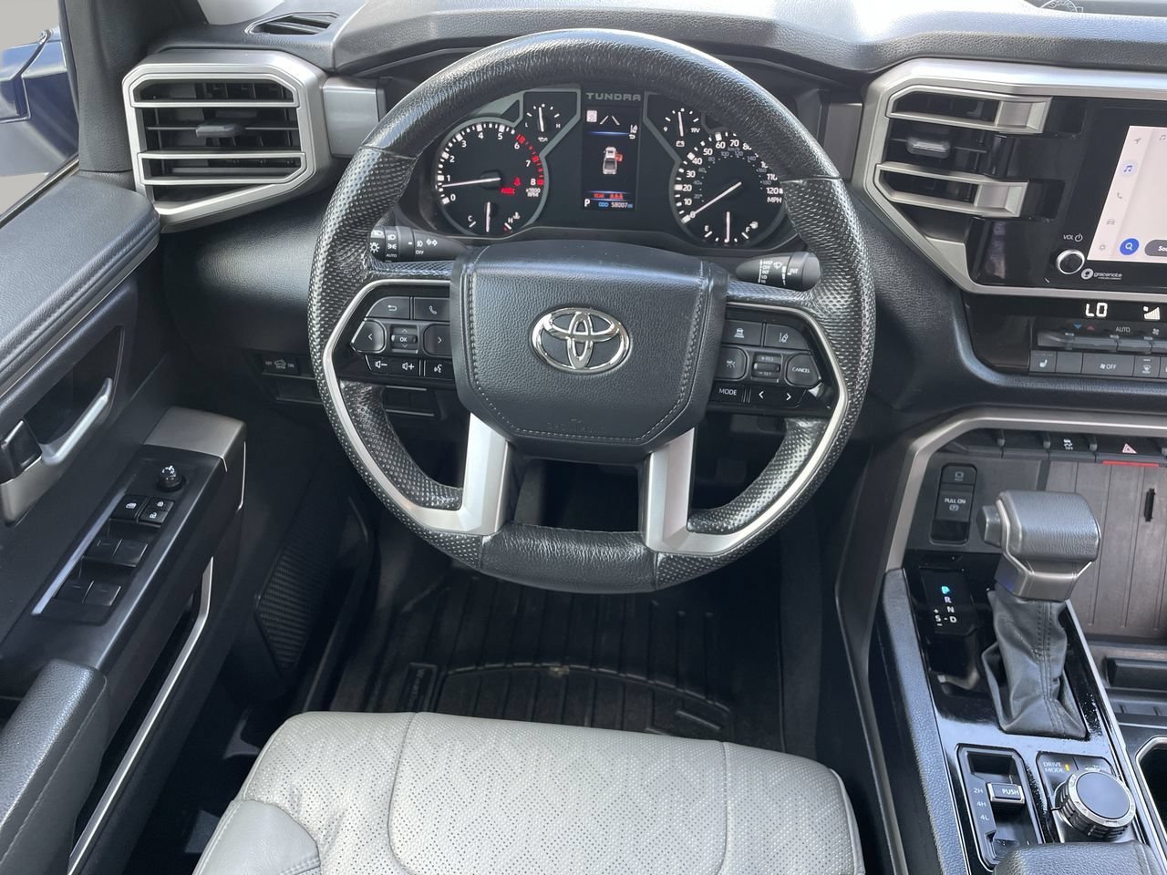 Used 2024 Ice Toyota SR5 image 13