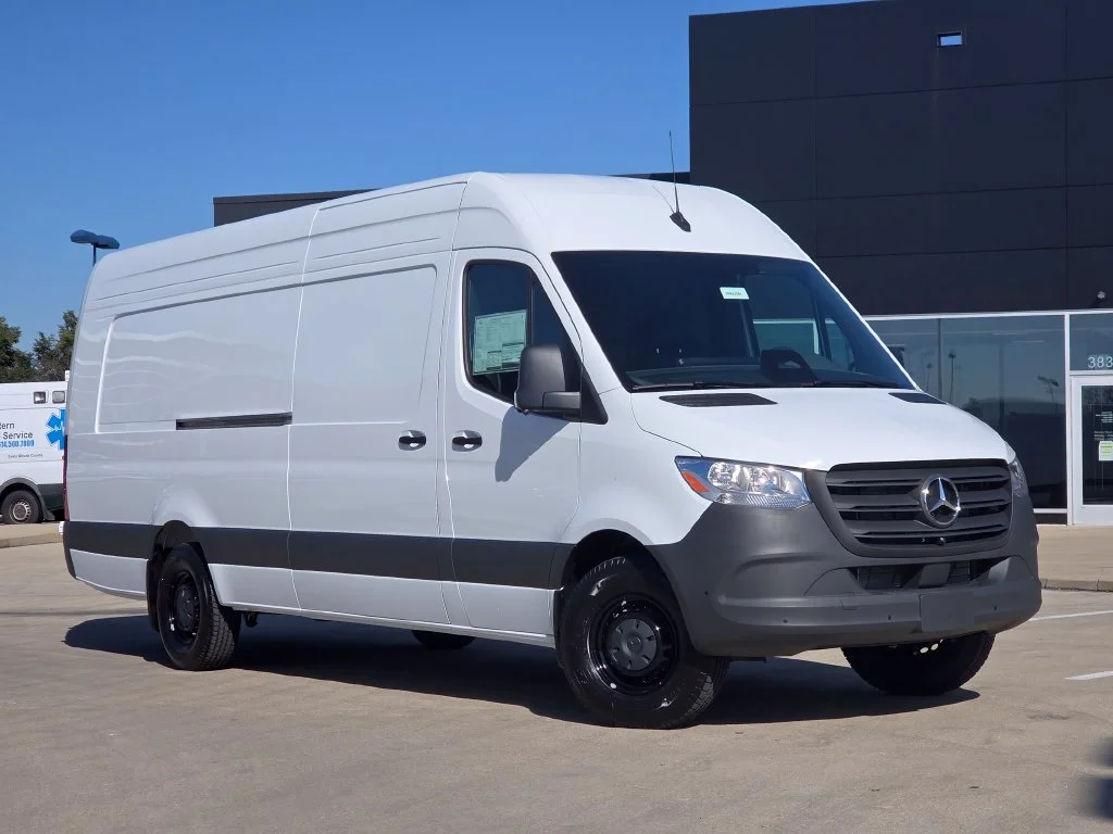 2027 Mercedes-Benz
