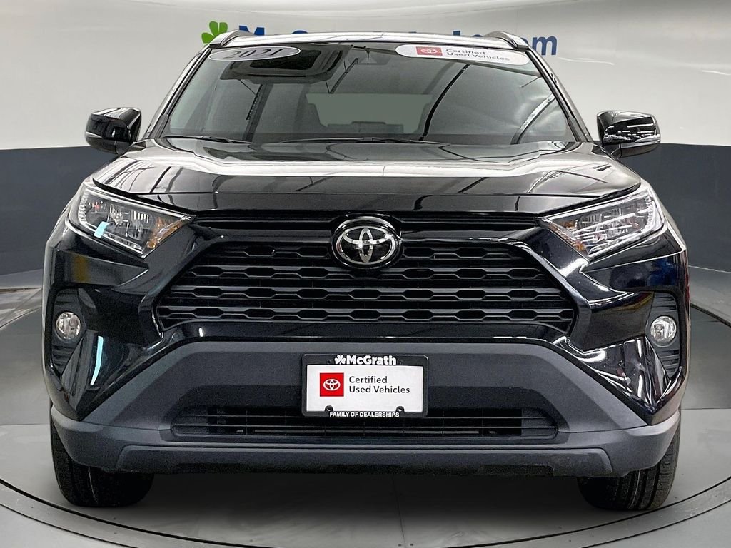 Used 2021 Black Toyota XLE image 5