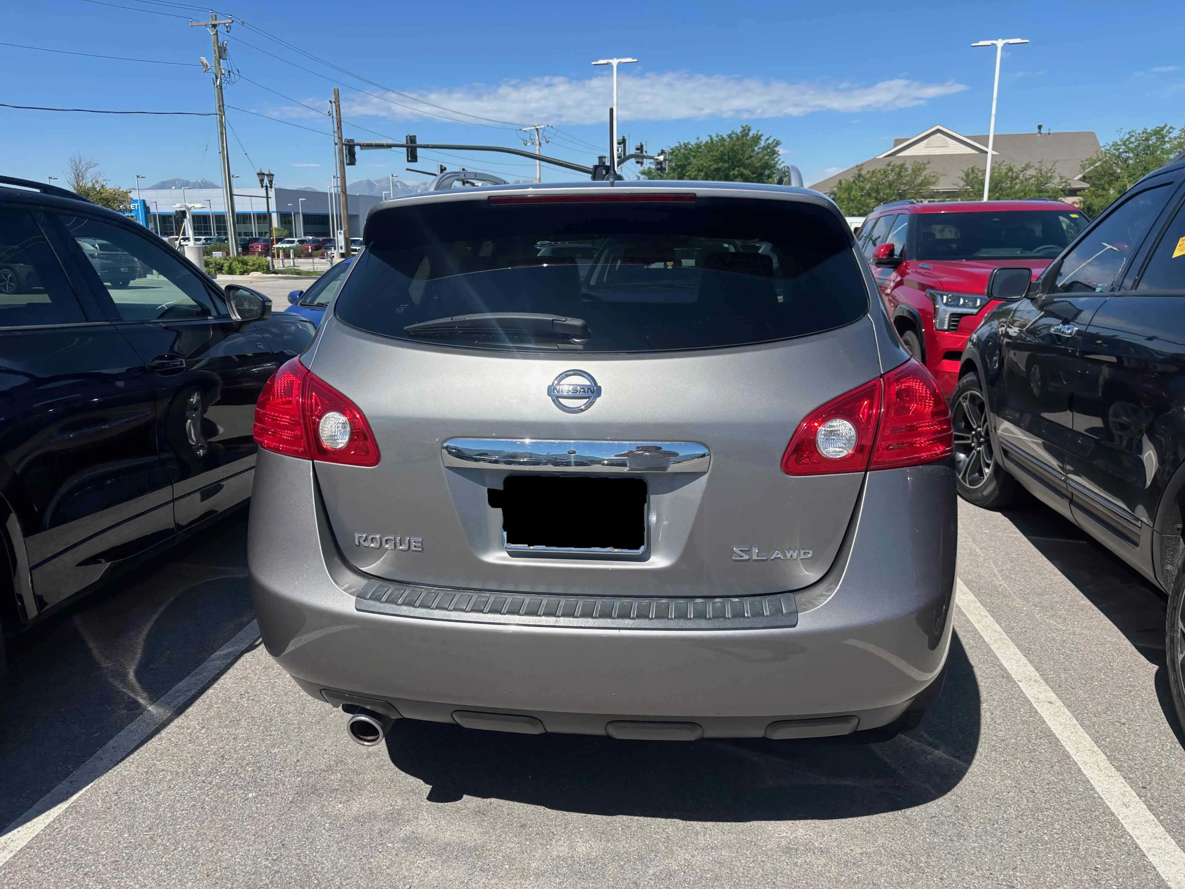 Used 2012 Platinum Graphite Nissan SL image 5