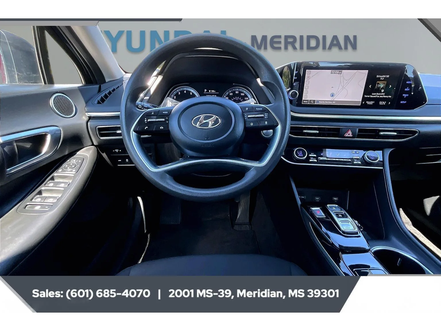 Used 2023 Onyx Black Hyundai SEL image 5