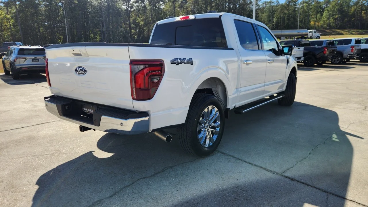 Used 2025 White Ford LARIAT image 2