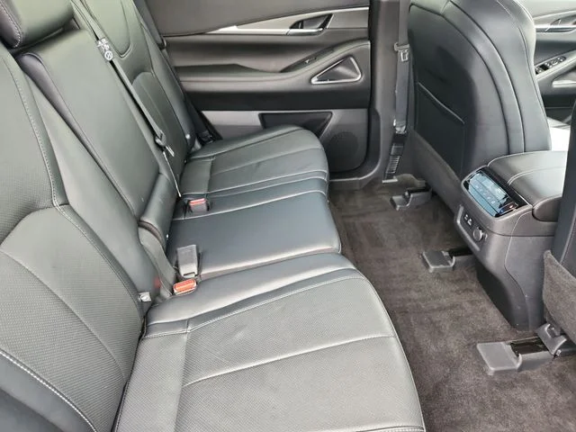 Certified Used 2023 Mineral INFINITI LUXE image 25