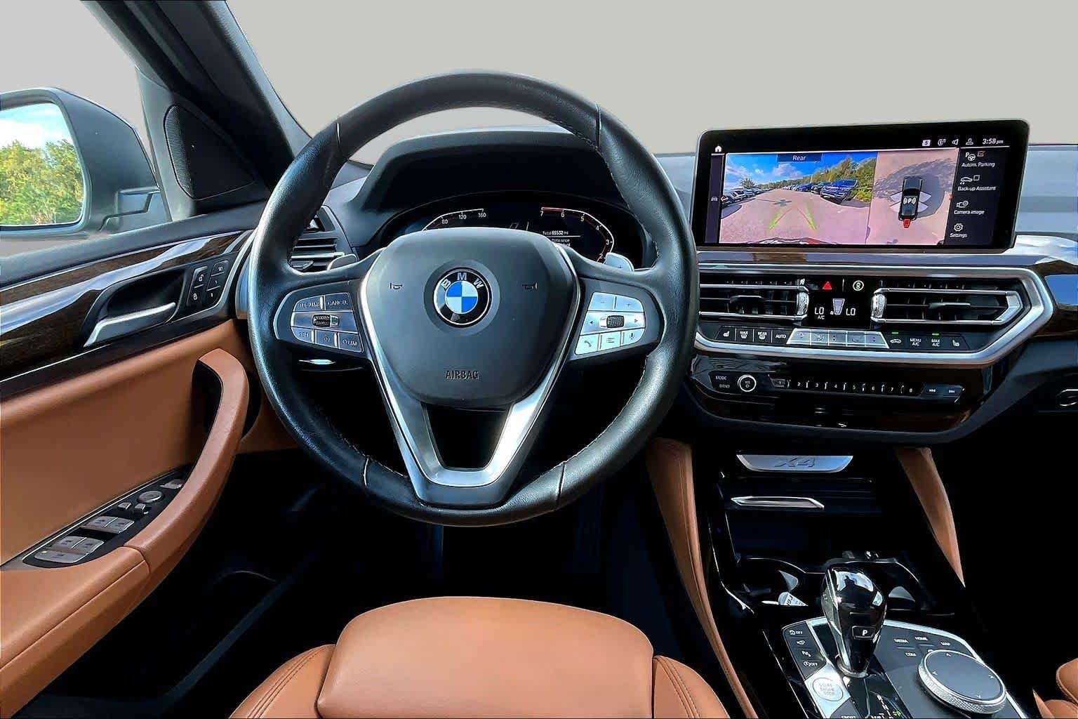 Used 2022 Jet Black BMW xDrive30i image 5
