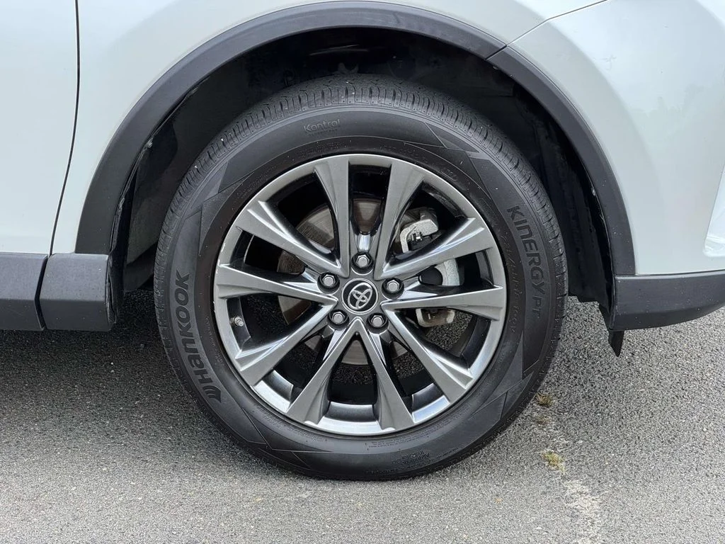 Used 2018 White Toyota Limited image 12