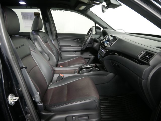 Used 2020 Crystal Black Pearl Honda Black Edition image 18