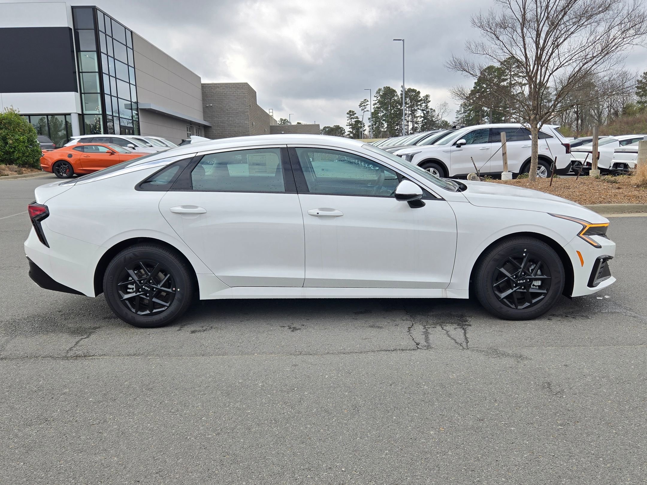 2026 Kia K5 LXS - Photo 8