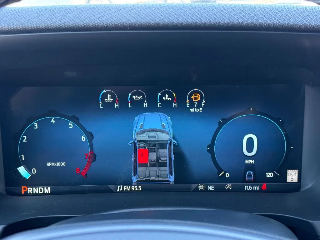 2025 Ford F-150 XLT - Photo 17