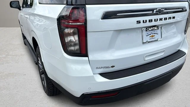 Used 2024 White Chevrolet Z71 image 43
