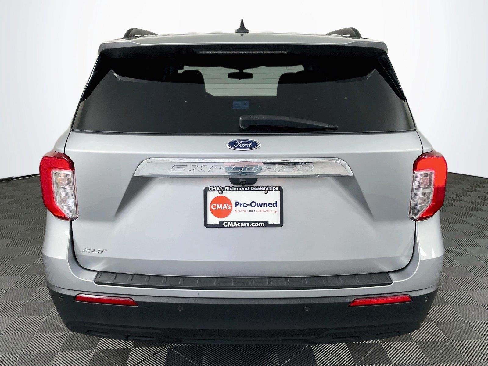 Used 2021 Iconic Silver Ford XLT image 7