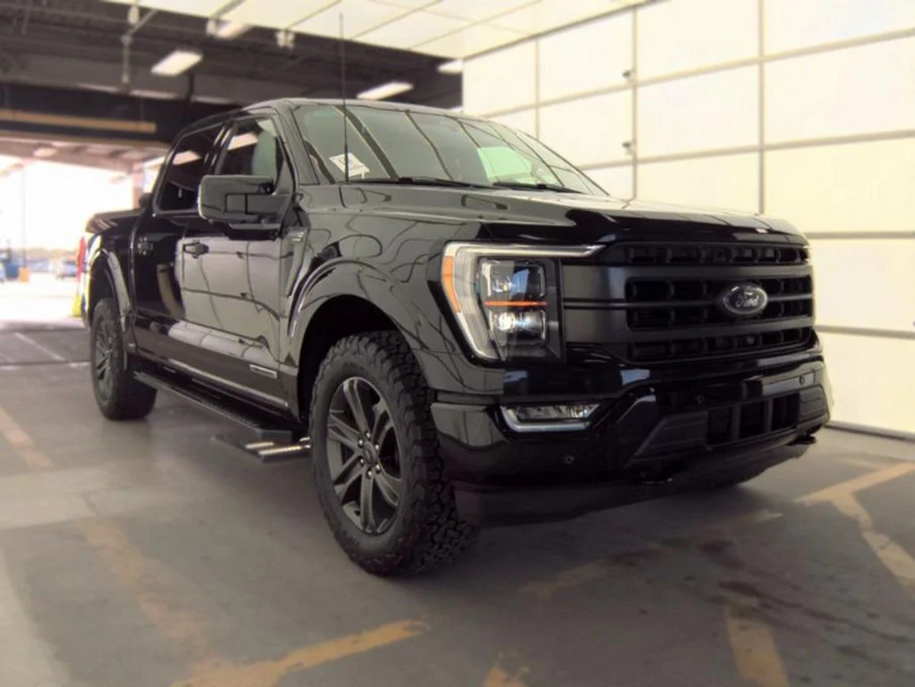 Used 2023 Black Ford Lariat image 4
