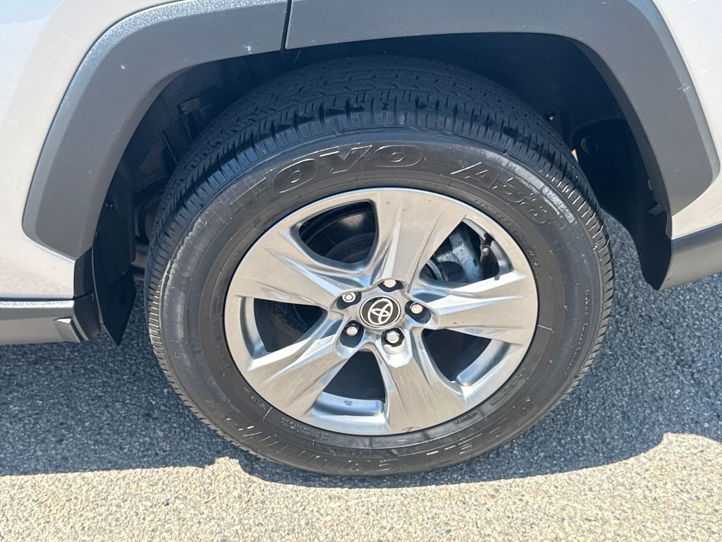 Used 2024 Silver Toyota XLE image 38