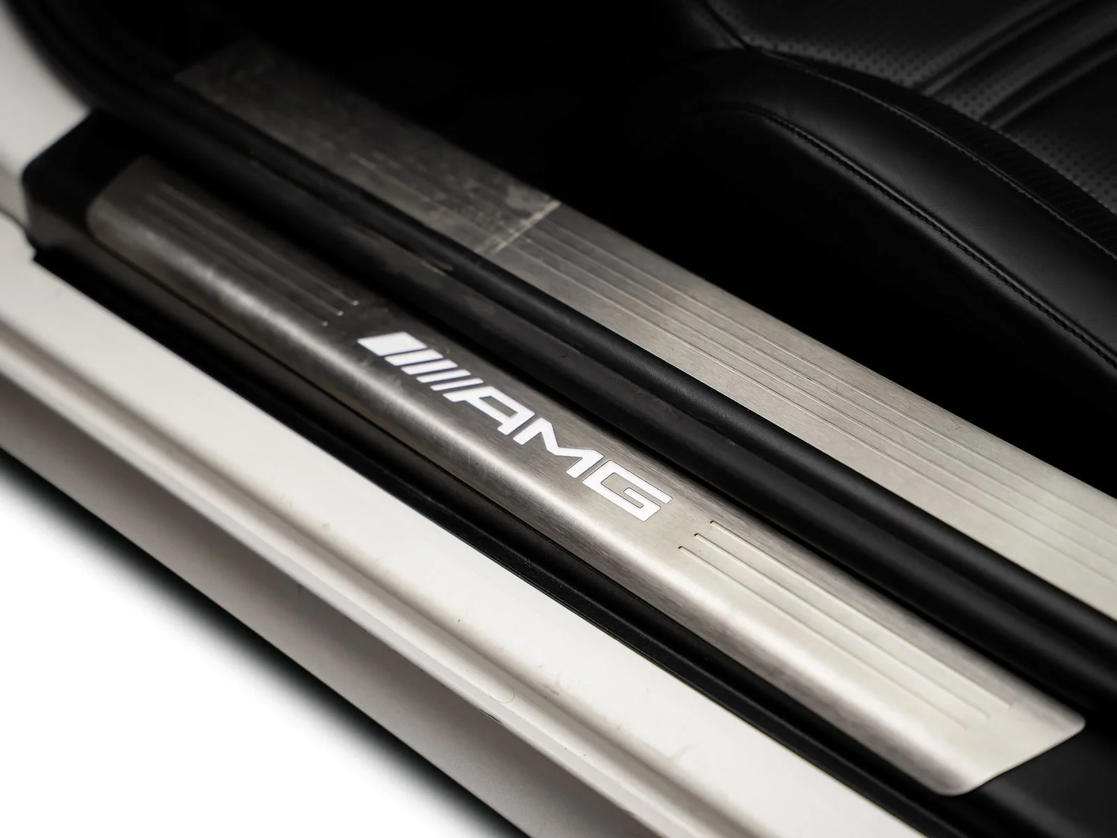 Used 2017 White Mercedes-Benz SL 63 AMG® image 70