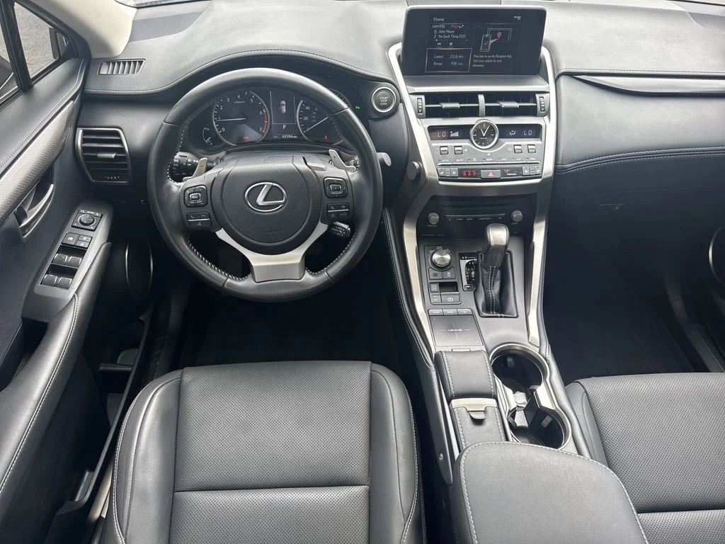 2021 Lexus NX 300 - Photo 22