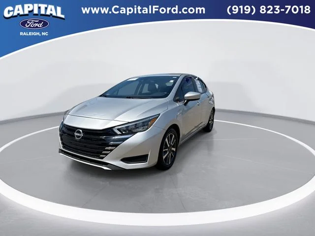Used 2025 Silver Nissan 1.6 SV image 4
