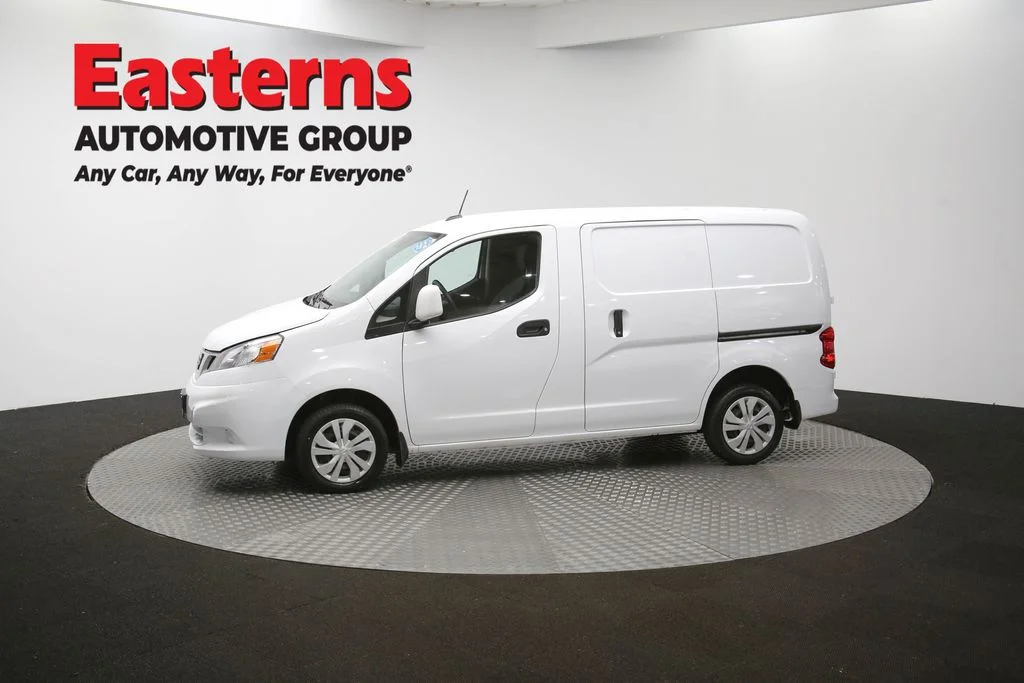 Used 2021 White Nissan SV image 57