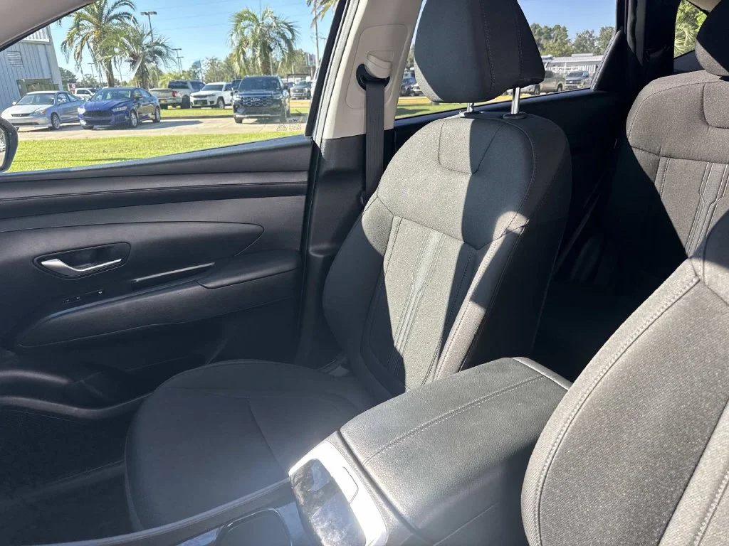 Used 2025 Blue Hyundai SEL image 28