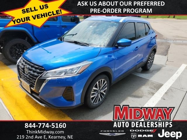 Used 2021 Blue Nissan SV image 1