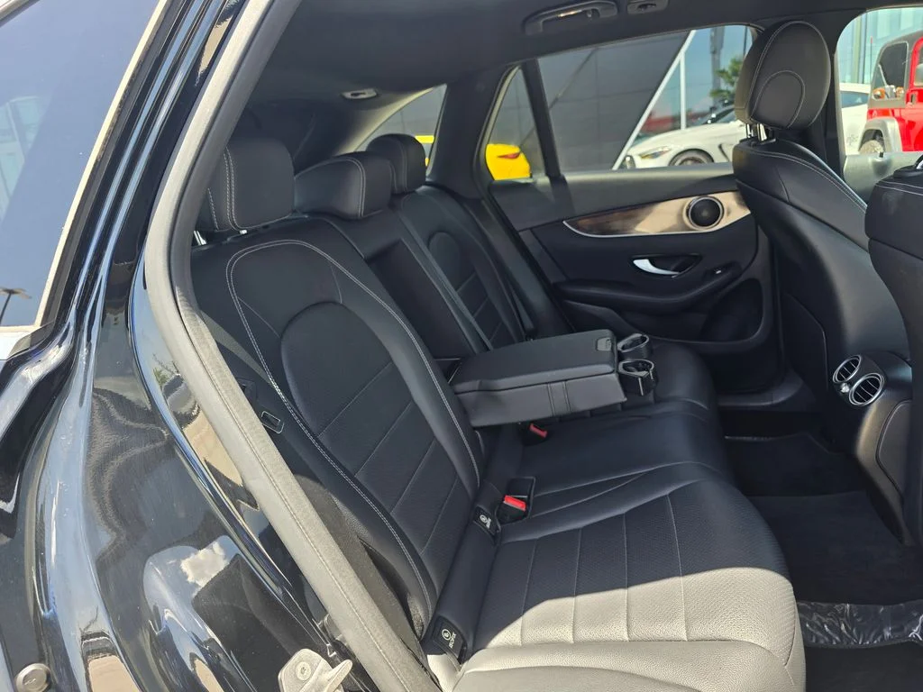 Used 2021 Black Mercedes-Benz GLC 300 image 15