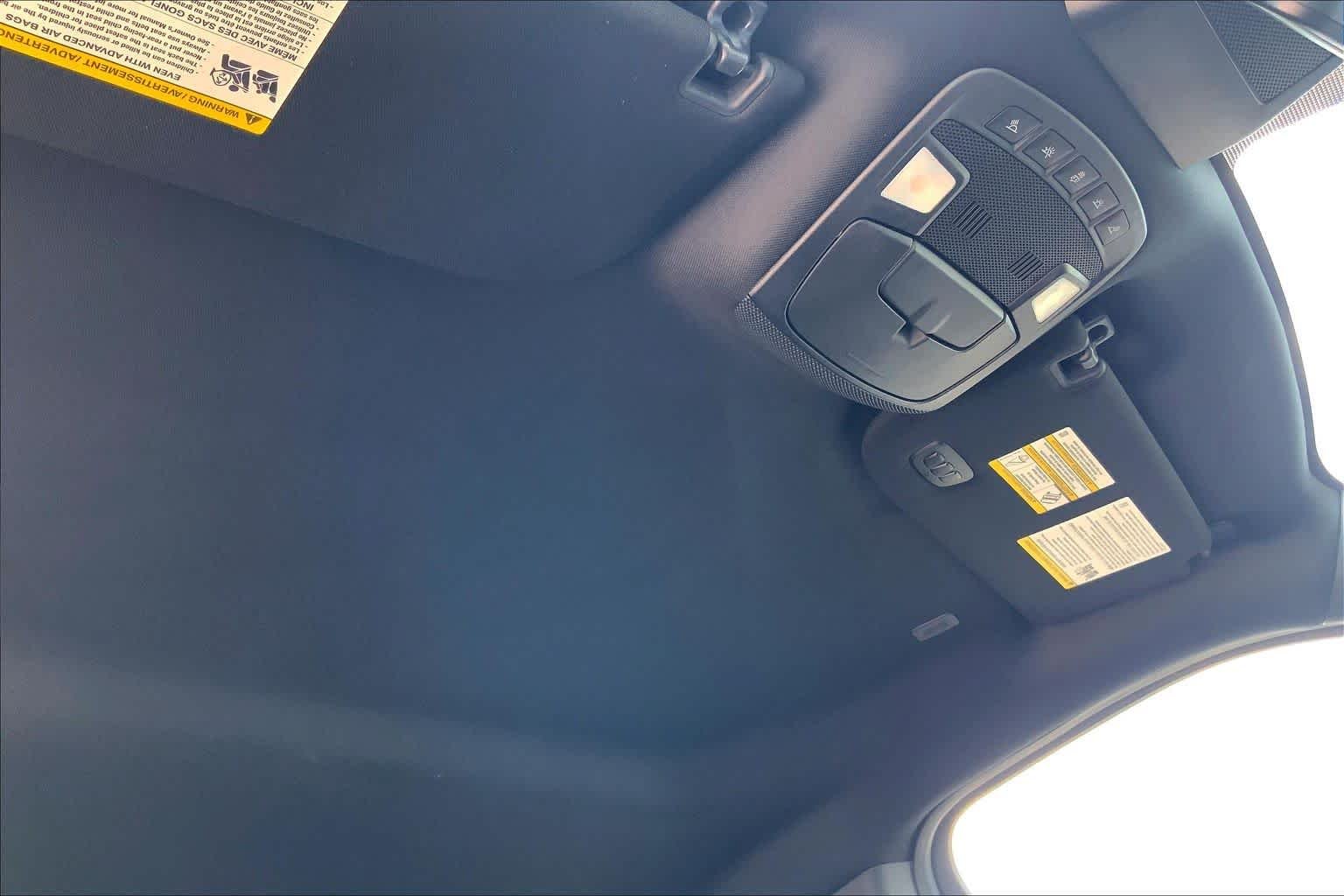 Used 2020 Magnetic Metallic Ford XLT image 12