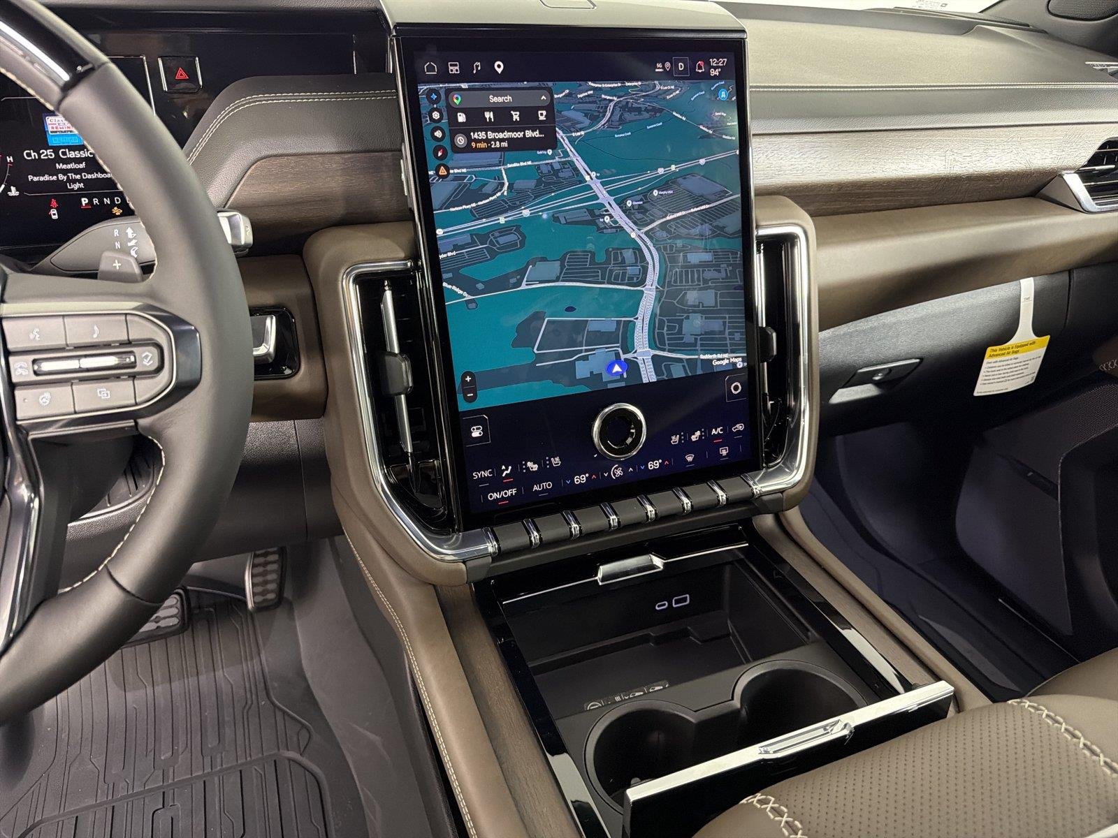 2027 GMC Yukon Denali Ultimate - Photo 31
