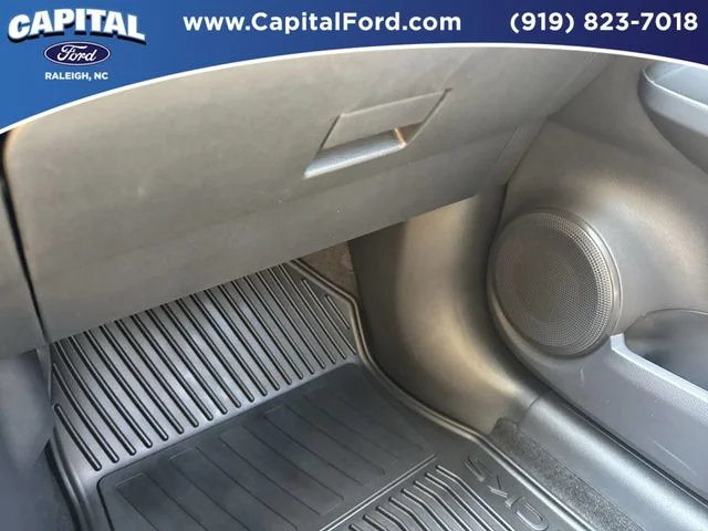 Used 2025 Gray Nissan S image 27