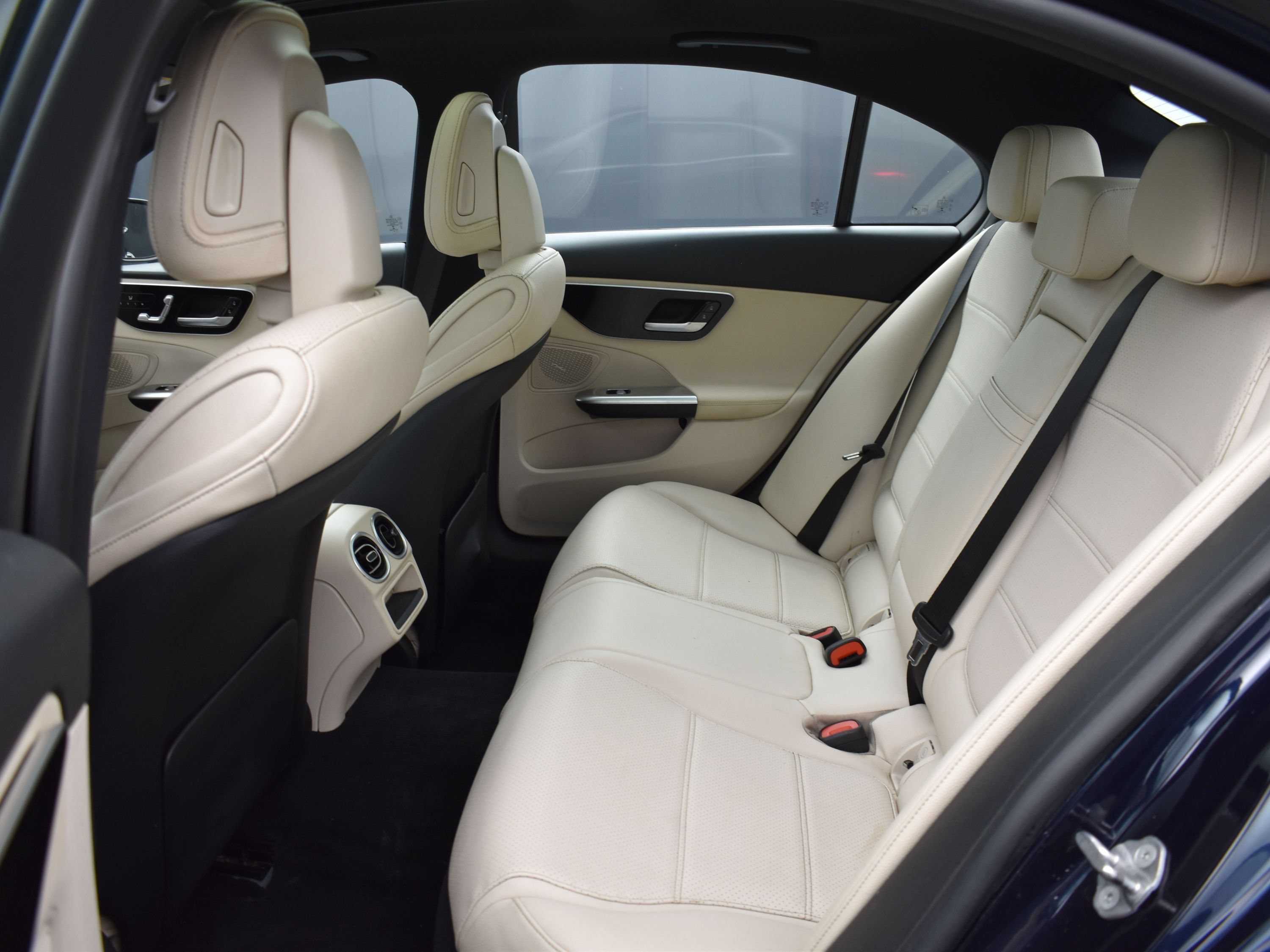 2022 Mercedes-Benz C-Class Sedan C 300 - Photo 12