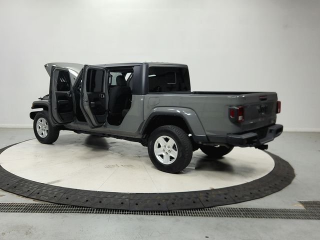 Used 2022 Gray Jeep Sport image 14