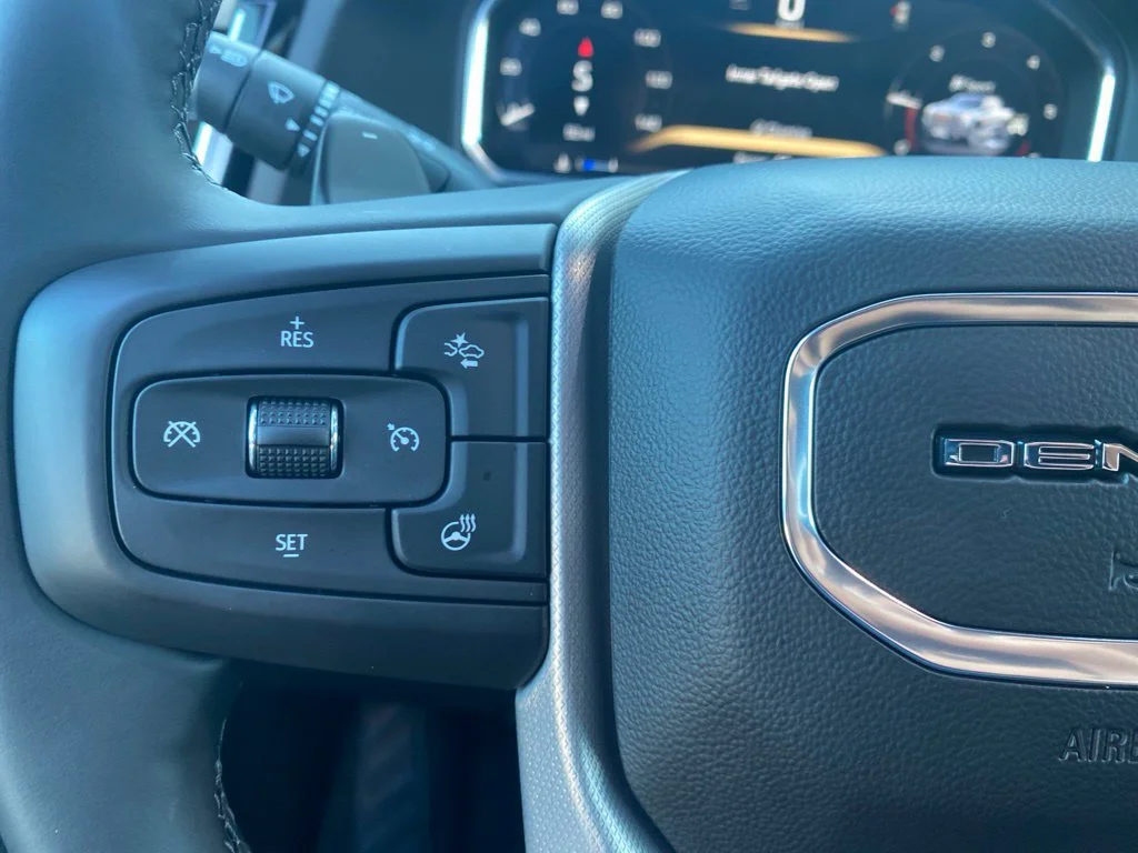 Used 2026 Onyx Black GMC Denali image 19