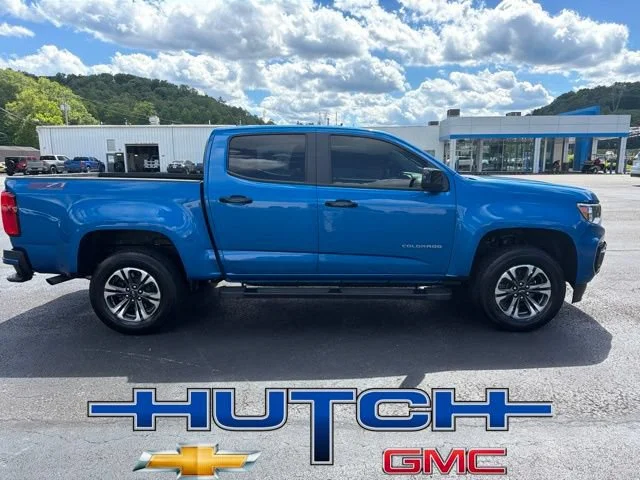 Used 2021 BRIGHT BLUE METALLIC Chevrolet 4WD Z71 image 7