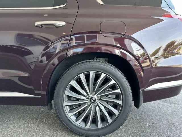 Used 2023 Red Hyundai Calligraphy image 10