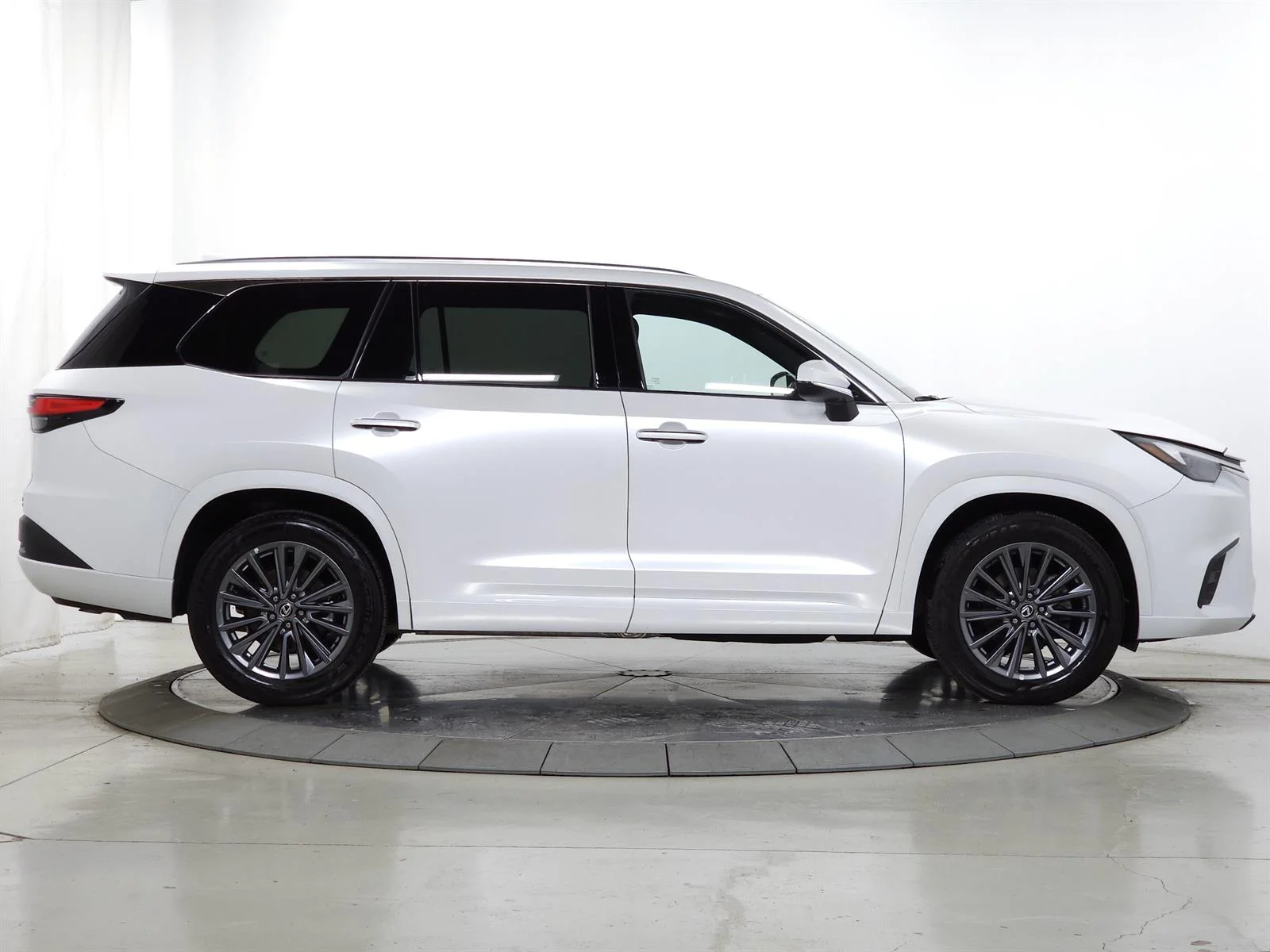 2024 Lexus TX 350 - Photo 12