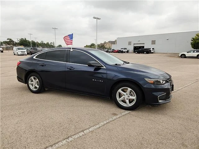 Used 2018 Blue Velvet Metallic Chevrolet LS w/1LS image 6