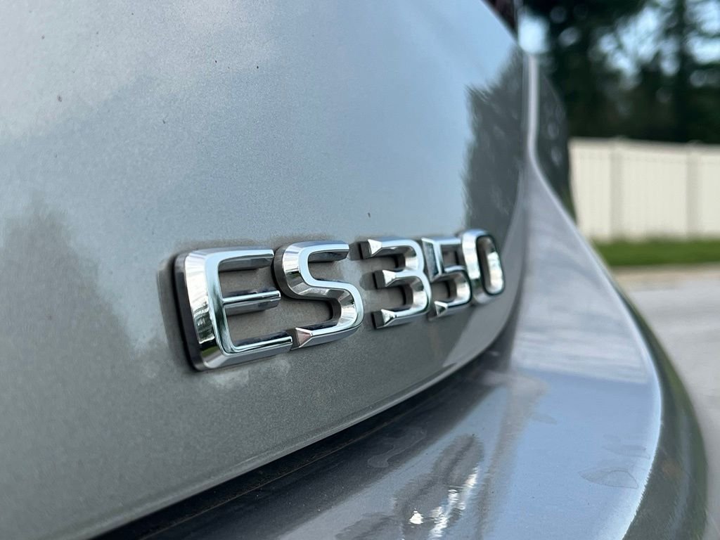 Used 2019 Silver Lexus 350 F Sport image 16