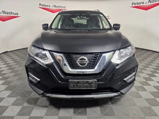 Used 2017 Nissan Rogue SV with VIN JN8AT2MV9HW272508 for sale in Nashua, NH