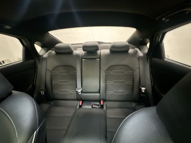 Used 2024 White Kia GT-Line image 26