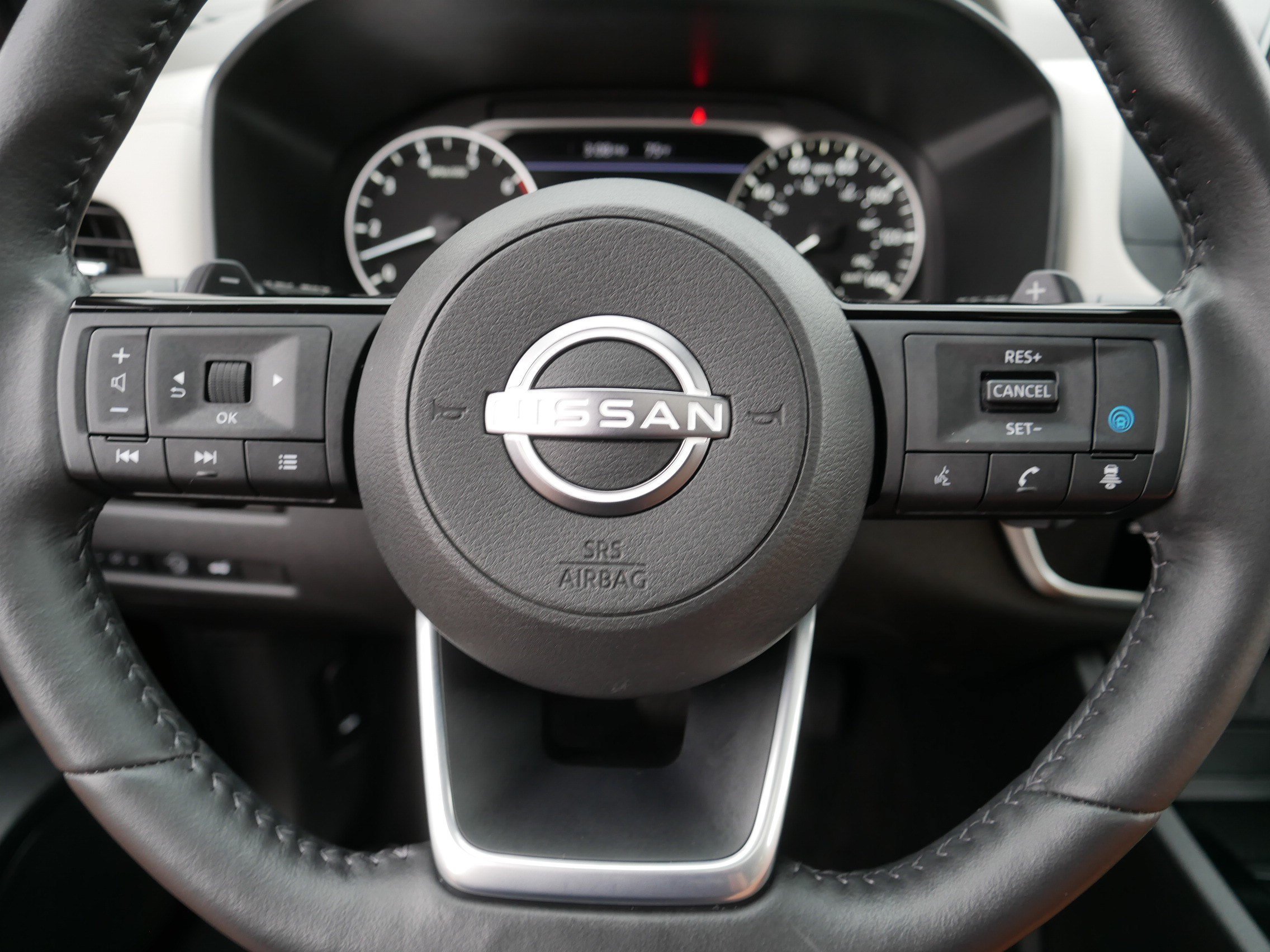 Certified Used 2023 Scarlet Ember Tintcoat Nissan SV image 25