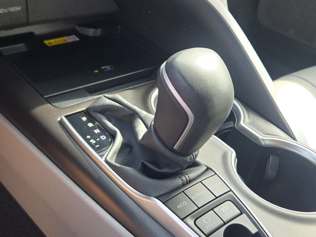 Used 2024 Silver Toyota Hybrid XLE image 24