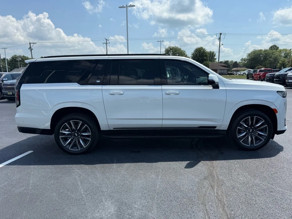2022 Cadillac Escalade ESV Sport - Photo 7
