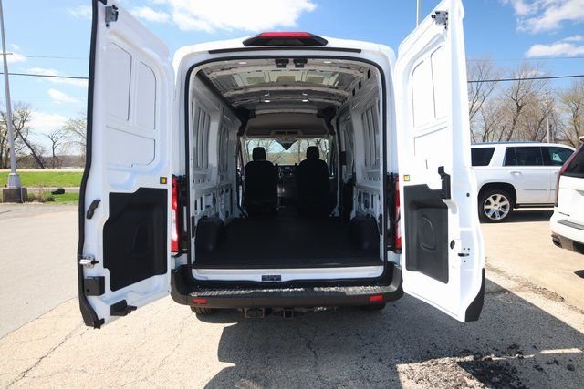 New 2025 Oxford White Ford Cargo Van image 43