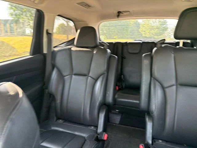 Used 2021 Silver Subaru Limited image 20