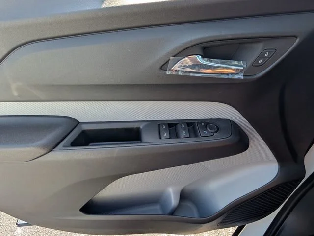 New 2027 Summit White Chevrolet RS image 13