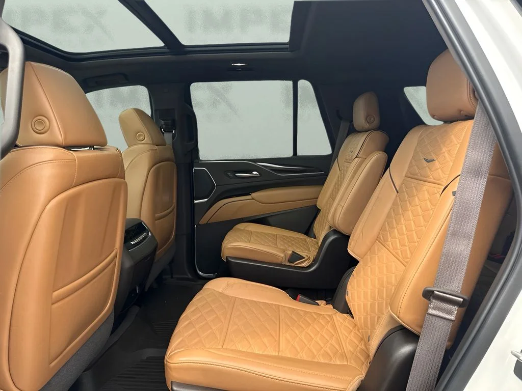 Used 2022 White Cadillac Premium Luxury image 13