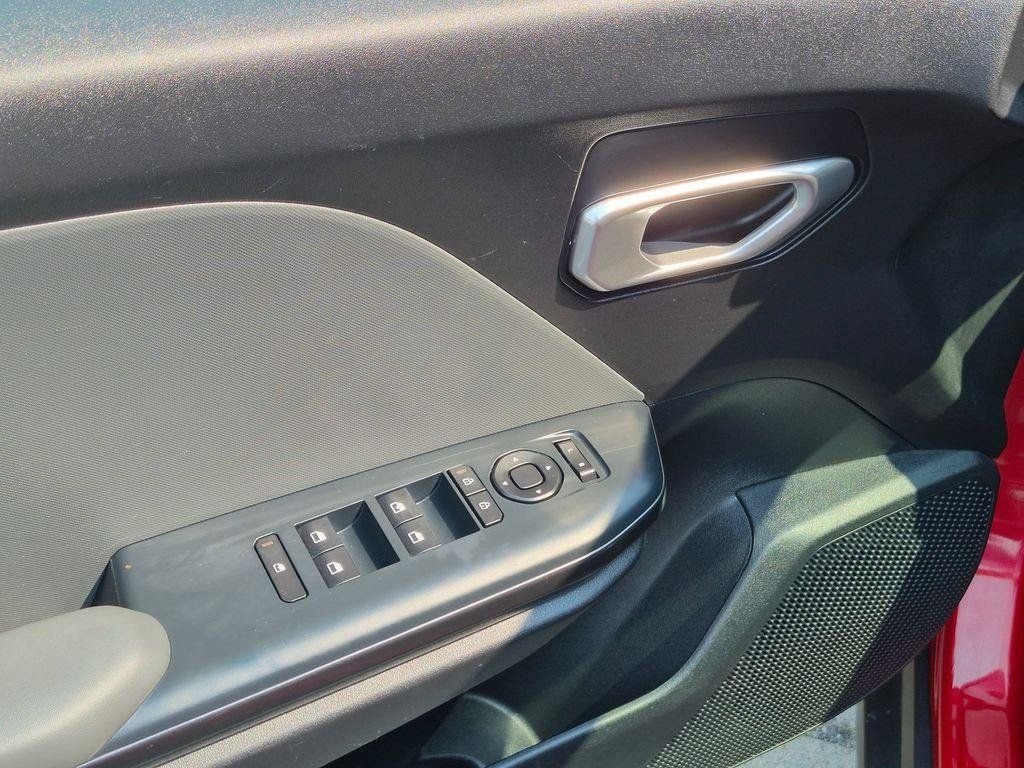 Used 2025 Red Kia LXS image 11