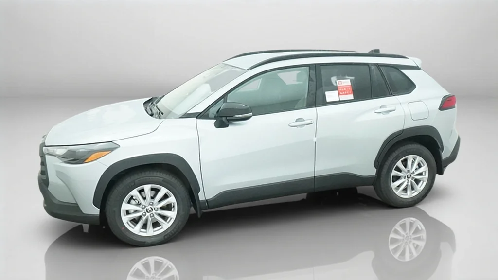 New 2026 Sonic Silver Toyota LE image 3