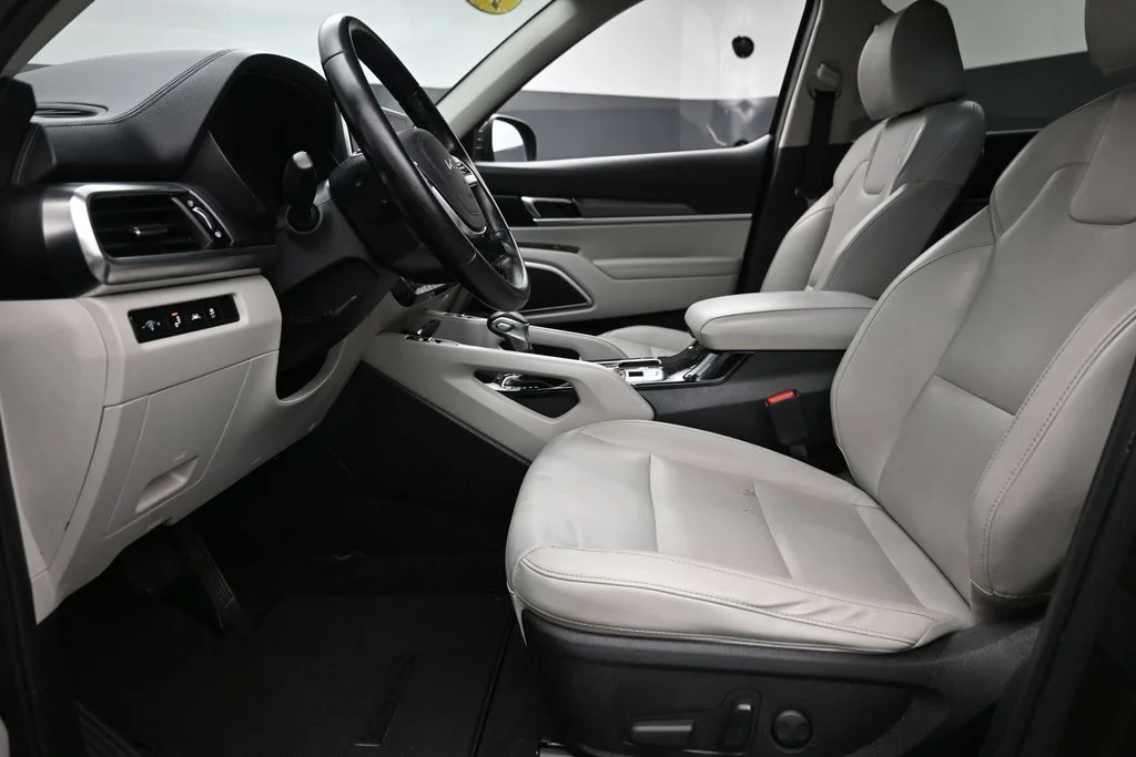Certified Used 2022 Green Kia S image 16