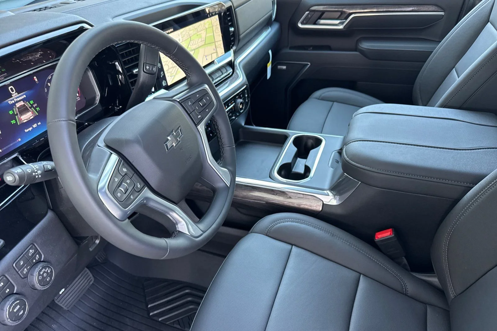 2026 Chevrolet Silverado 2500 HD LTZ - Photo 9