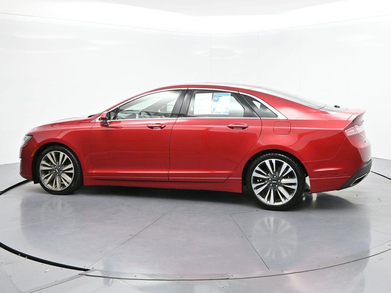 Used 2020 Red Carpet Metallic Tinted Clearcoat Lincoln Reserve image 4